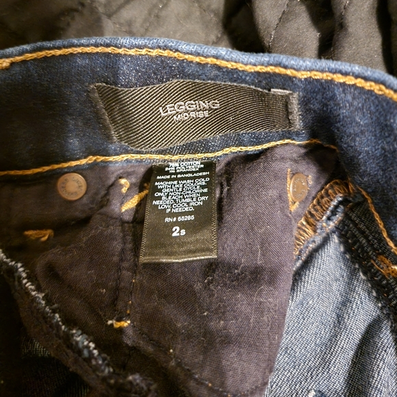 Express Jeans - Picture 2 of 3